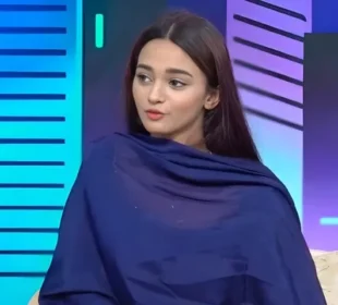 پاکستانی ٹک ٹاک اسٹار عائشہ اظہر کا بالی ووڈ میں کام سے انکار