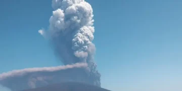 پاکستان میں فضائی الرٹ: ایتھوپیا کے آتش فشاں کی راکھ کے باعث احتیاطی تدابیر