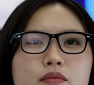 علی بابا نے جدید اے آئی چشمے متعارف کرادیے 2 علی بابا نے جدید اے آئی چشمے متعارف کرادیے