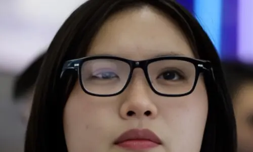 علی بابا نے جدید اے آئی چشمے متعارف کرادیے