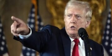 امریکی صدر ٹرمپ نے نائیجیریا میں ممکنہ فوجی کارروائی کی دھمکی دےدی 39 امریکی صدر ٹرمپ نے نائیجیریا میں ممکنہ فوجی کارروائی کی دھمکی دےدی