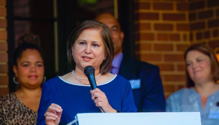 ورجینیا میں نئی تاریخ رقم — غزالہ ہاشمی لیفٹیننٹ گورنر منتخب 1 ورجینیا میں نئی تاریخ رقم — غزالہ ہاشمی لیفٹیننٹ گورنر منتخب