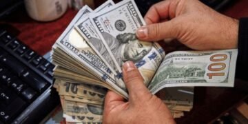 زرمبادلہ ذخائر میں 2 کروڑ ڈالر سے زائد کمی، اسٹیٹ بینک کے ذخائر میں اضافہ