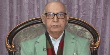 مسلم لیگ ن کے سینیٹر عرفان صدیقی آئی سی یو میں زیر علاج 9 مسلم لیگ ن کے سینیٹر عرفان صدیقی آئی سی یو میں زیر علاج