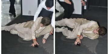 سینئر اداکار جیتندر معمولی حادثے کا شکار، زرین خان کی تعزیتی تقریب میں گر پڑے 28 سینئر اداکار جیتندر معمولی حادثے کا شکار، زرین خان کی تعزیتی تقریب میں گر پڑے