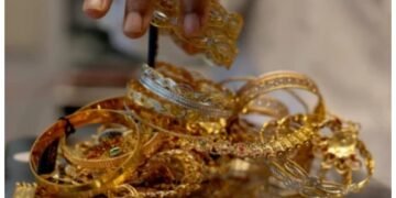 مارکیٹ میں ہلچل! سونا اچانک آسمان پر کیوں پہنچ گیا؟ 19 مارکیٹ میں ہلچل! سونا اچانک آسمان پر کیوں پہنچ گیا؟