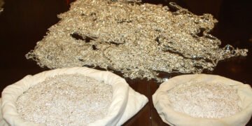 کراچی ایئرپورٹ پر کسٹمز کی بڑی کارروائی: 79 کلو سے زائد چاندی اسمگل کرنے کی کوشش ناکام 11 کراچی ایئرپورٹ پر کسٹمز کی بڑی کارروائی: 79 کلو سے زائد چاندی اسمگل کرنے کی کوشش ناکام