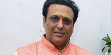 بالی وڈ اداکار گووندا کی طبیعت ناساز، اسپتال منتقل 16 بالی وڈ اداکار گووندا کی طبیعت ناساز، اسپتال منتقل