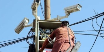 کراچی: بلاول ہاؤس کے قریب سیف سٹی کیمرے کا ڈسٹری بیوشن باکس چوری