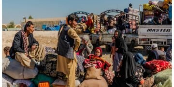 افغانستان واپسی کا عمل تیز، ایک دن میں 11 ہزار سے زائد مہاجرین روانہ