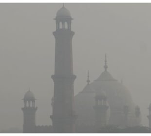 لاہور آج بھی دنیا کے سب سے آلودہ شہروں میں سرفہرست