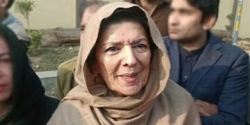 علیمہ خان کے خلاف دسویں وارنٹ گرفتاری جاری، جائیداد کی تفصیلات عدالت میں پیش