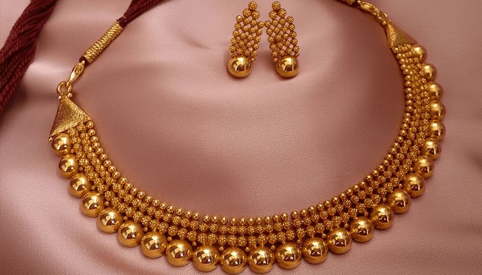 سونے کی قیمت میں نمایاں کمی، فی تولہ 5 ہزار روپے سستا