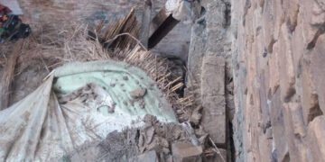 ڈاگی جدید میں گھر کی چھت گرنے سے 5 افراد جاں بحق، 3 زخمی 39 ڈاگی جدید میں گھر کی چھت گرنے سے 5 افراد جاں بحق، 3 زخمی