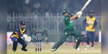 سری لنکا کے خلاف جارحانہ اننگز، فرحان نے نیا ریکارڈ اپنے نام کر لیا 32 سری لنکا کے خلاف جارحانہ اننگز، فرحان نے نیا ریکارڈ اپنے نام کر لیا