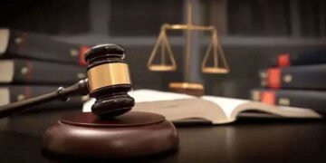 پاکستان بار کونسل اور سپریم کورٹ بار کی وفاقی آئینی عدالت کی حمایت 30 پاکستان بار کونسل اور سپریم کورٹ بار کی وفاقی آئینی عدالت کی حمایت