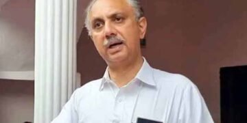 عمر ایوب کا پاسپورٹ اور شناختی کارڈ بلاک کرنے کا حکم