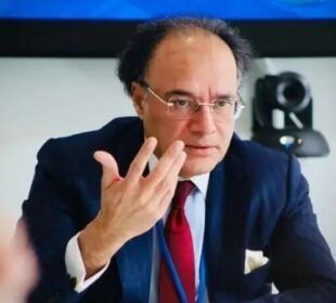 حکومت کا 54 ہزار خالی اسامیاں ختم کرنے کا اعلان، سالانہ 56 ارب کی بچت متوقع