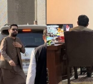 اسلام آباد ہائیکورٹ: چیف جسٹس نے وزیراعلیٰ کے پی سے ملاقات سے انکار کر دیا 7 اسلام آباد ہائیکورٹ: چیف جسٹس نے وزیراعلیٰ کے پی سے ملاقات سے انکار کر دیا