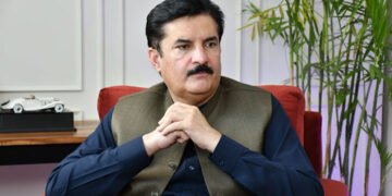 گورنر خیبر پختونخوا کی تبدیلی کا امکان، نئے ناموں پر مشاورت تیز 40 گورنر خیبر پختونخوا کی تبدیلی کا امکان، نئے ناموں پر مشاورت تیز