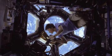 ناسا کے خلا باز کے ساتھ خلا میں فلم بندی — پہلی خلائی فیچر فلم کی تیاریاں شروع 38 ناسا کے خلا باز کے ساتھ خلا میں فلم بندی — پہلی خلائی فیچر فلم کی تیاریاں شروع