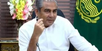 وفاقی وزیر داخلہ کا اسلام آباد ائیرپورٹ کا اچانک دورہ، ویزا ایجنٹس کے خلاف کریک ڈاؤن کا اعلان 31 وفاقی وزیر داخلہ کا اسلام آباد ائیرپورٹ کا اچانک دورہ، ویزا ایجنٹس کے خلاف کریک ڈاؤن کا اعلان