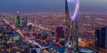 سعودی عرب نے رئیل اسٹیٹ مارکیٹ غیر ملکی سرمایہ کاروں کے لیے کھول دی 17 سعودی عرب نے رئیل اسٹیٹ مارکیٹ غیر ملکی سرمایہ کاروں کے لیے کھول دی