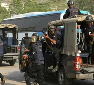 12 دہشت گرد گرفتار، بھاری اسلحہ اور بارودی مواد برآمد