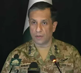 "ترجمان پاک فوج کا سخت بیان: 'ذاتی مفادات کو ریاست پر ترجیح دینے والوں کی سیاست ختم'"