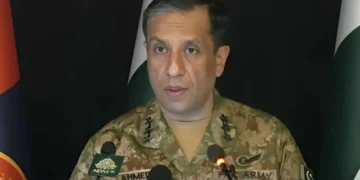 "ترجمان پاک فوج کا سخت بیان: 'ذاتی مفادات کو ریاست پر ترجیح دینے والوں کی سیاست ختم'" 16 "ترجمان پاک فوج کا سخت بیان: 'ذاتی مفادات کو ریاست پر ترجیح دینے والوں کی سیاست ختم'"