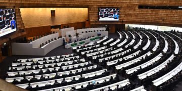 سرحدی تنازع اور پارلیمنٹ کا خاتمہ: کیا حکومت نیا راستہ لے رہی ہے؟