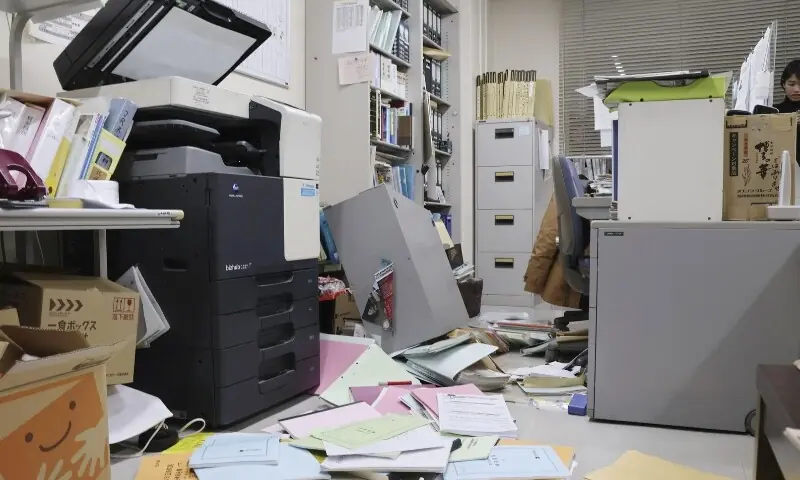 جاپان کے شمالی ساحل پر طاقتور زلزلہ، سونامی کی لہریں اور آفٹر شاکس کا خدشہ