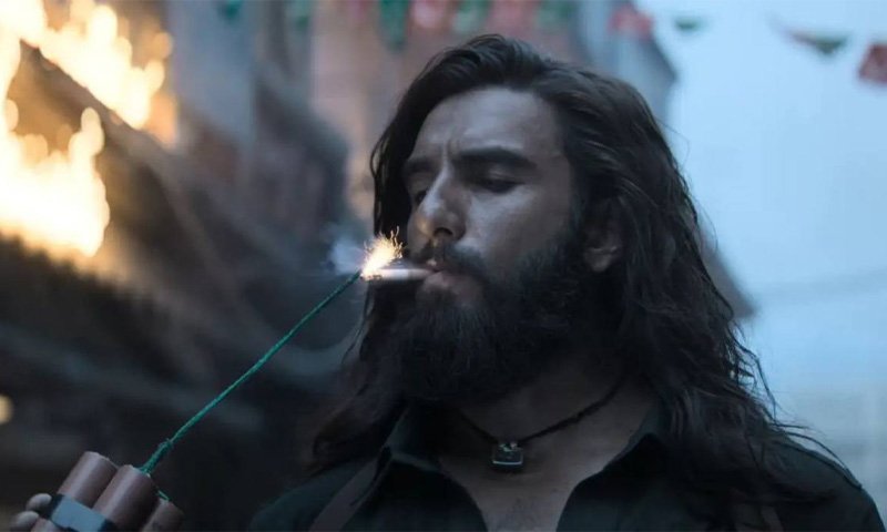 خلیجی ممالک میں بھارتی فلم ’’دھریندر‘‘ کی نمائش پر پابندی 1 خلیجی ممالک میں بھارتی فلم ’’دھریندر‘‘ کی نمائش پر پابندی