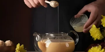 گھی والی کافی‘: صبح کی توانائی اور صحت کے لیے نیا رجحان 34 گھی والی کافی‘: صبح کی توانائی اور صحت کے لیے نیا رجحان