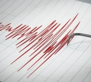 کراچی میں 5.2 شدت کا زلزلہ، شہری خوفزدہ 1 کراچی میں 5.2 شدت کا زلزلہ، شہری خوفزدہ