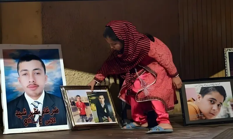 سانحہ اے پی ایس: معصوم مسکراہٹیں جو ہمیشہ کے لیے خاموش ہو گئیں