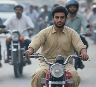 ٹریفک پولیس کا خوفناک ریکارڈ، شہری کے لیے 24 لاکھ روپے کے چالانز