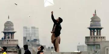 لاہور میں بسنت کی تقریبات، مخصوص مقامات مقرر، خلاف ورزی کی اطلاع پر انعام 30 لاہور میں بسنت کی تقریبات، مخصوص مقامات مقرر، خلاف ورزی کی اطلاع پر انعام