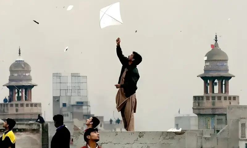 لاہور میں بسنت کی تقریبات، مخصوص مقامات مقرر، خلاف ورزی کی اطلاع پر انعام