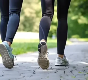 روزانہ واک کے باوجود وزن کم نہیں ہو رہا؟ وجہ اور حل جان لیں 4 روزانہ واک کے باوجود وزن کم نہیں ہو رہا؟ وجہ اور حل جان لیں