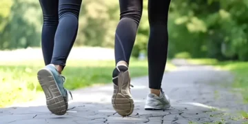 روزانہ واک کے باوجود وزن کم نہیں ہو رہا؟ وجہ اور حل جان لیں 37 روزانہ واک کے باوجود وزن کم نہیں ہو رہا؟ وجہ اور حل جان لیں