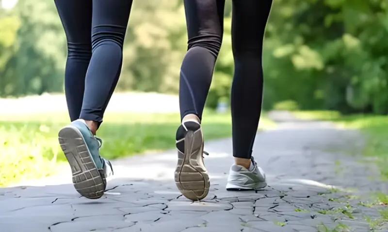 روزانہ واک کے باوجود وزن کم نہیں ہو رہا؟ وجہ اور حل جان لیں