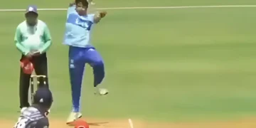 کرکٹ میں انوکھی بولنگ: بائیں سے دائیں ہاتھ کا جادوئی سوئچ 20 کرکٹ میں انوکھی بولنگ: بائیں سے دائیں ہاتھ کا جادوئی سوئچ