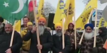 راج ناتھ کے پاکستان مخالف بیان پر سکھوں کا ردعمل شدت اختیار کرگیا 34 راج ناتھ کے پاکستان مخالف بیان پر سکھوں کا ردعمل شدت اختیار کرگیا