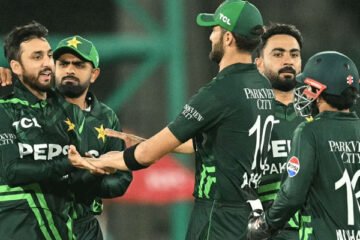 سری لنکا اور آسٹریلیا سیریز: قومی کرکٹرز کو بی بی ایل چھوڑنا پڑے گا