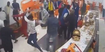 بہار میں شادی کی تقریب رسگلے ختم ہونے پر دنگل بن گئی 29 بہار میں شادی کی تقریب رسگلے ختم ہونے پر دنگل بن گئی