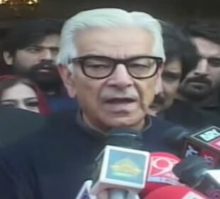 سیاست کریں مگر ریاست کی عزت کو نہ للکاریں، خواجہ آصف کی تنبیہ