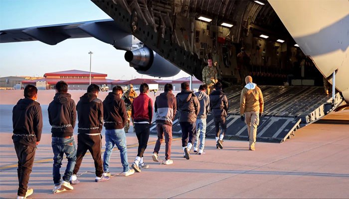 امریکا کی جانب سے 55 ایرانی شہریوں کی ملک بدری، تہران کی تصدیق 1 امریکا کی جانب سے 55 ایرانی شہریوں کی ملک بدری، تہران کی تصدیق