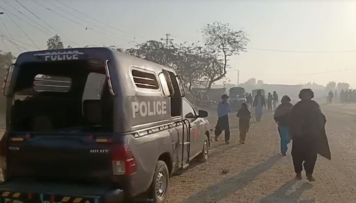 شکارپور میں پولیس کی کارروائی، 9 ملزمان ہلاک، دو ڈی ایس پیز زخمی