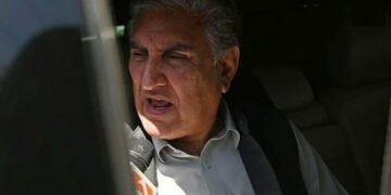 شاہ محمود قریشی سرجری کے بعد دوبارہ کوٹ لکھپت جیل منتقل 28 شاہ محمود قریشی سرجری کے بعد دوبارہ کوٹ لکھپت جیل منتقل